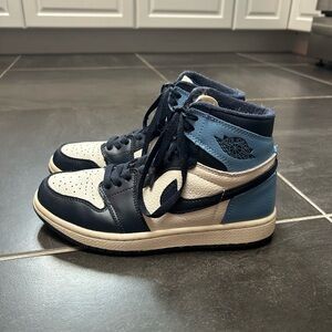 Nike Air Jorden 1 Retro High Obsidian